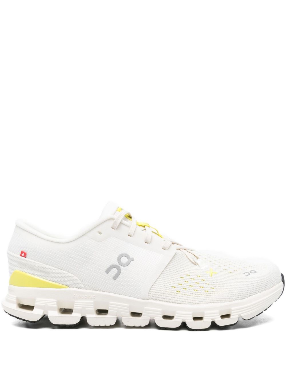 On Cloud X 4 Sneakers In White