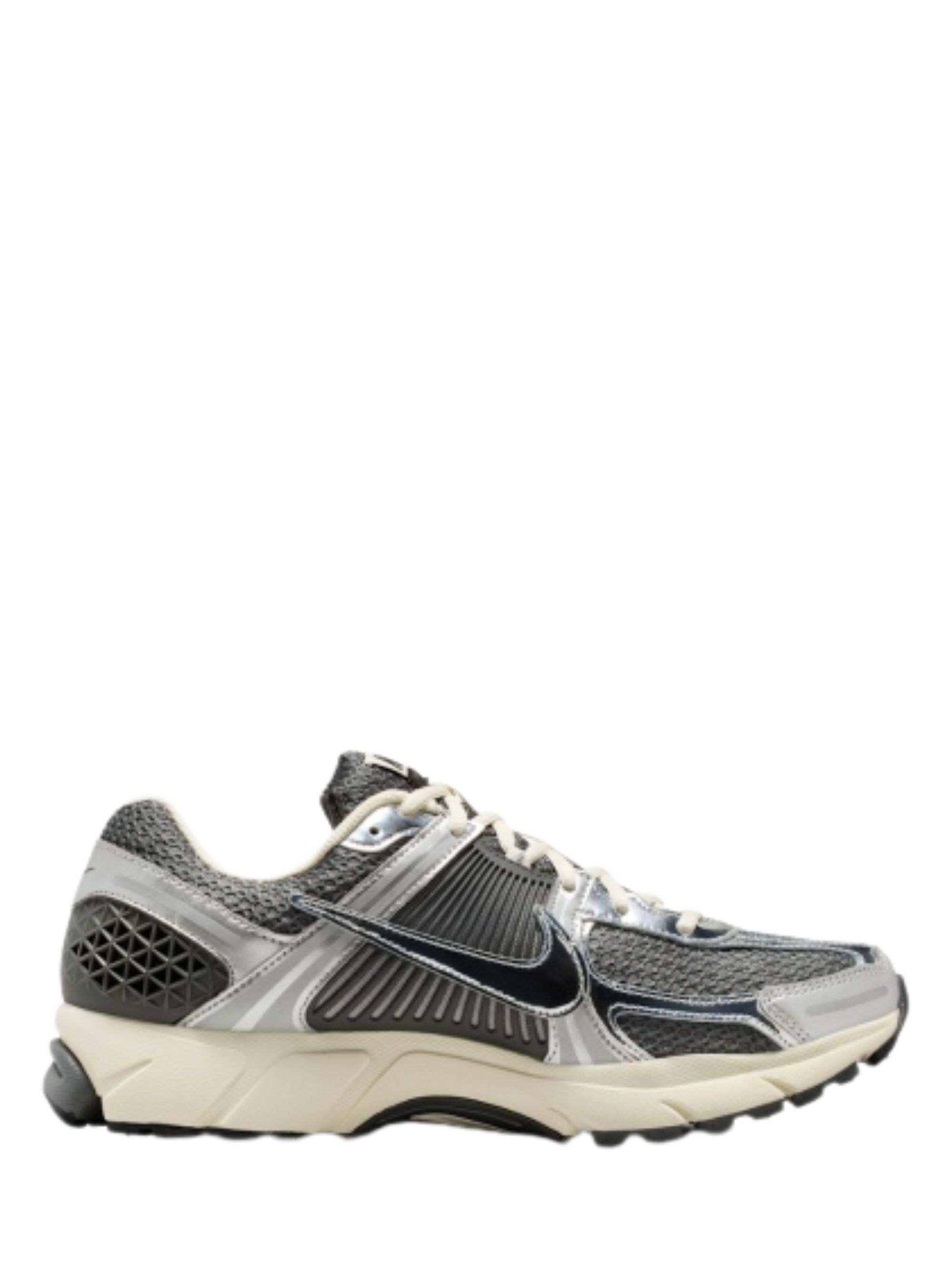 NIKE Zoom Vomero 5 Sneaker