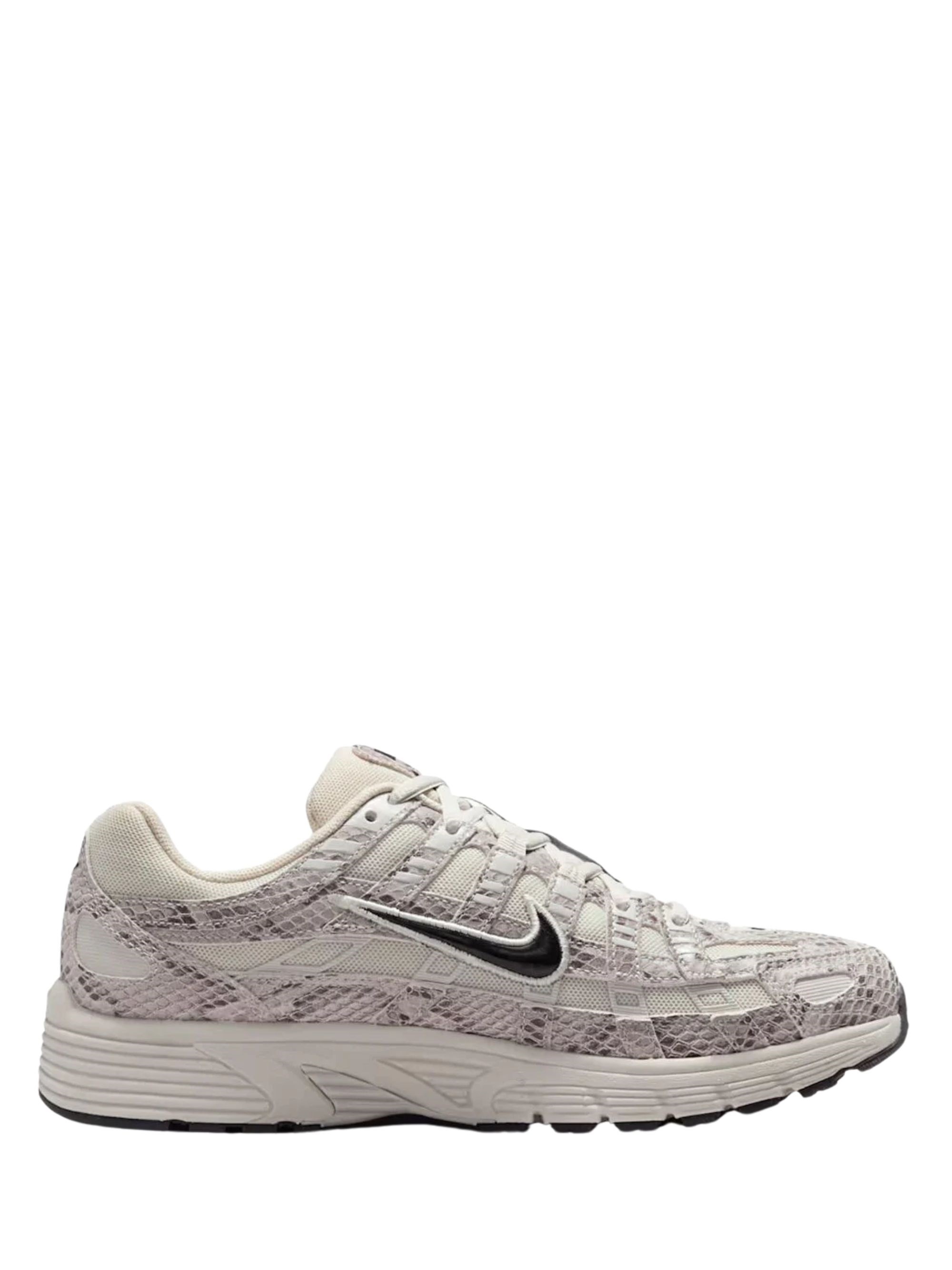 NIKE Sneaker P-6000